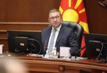 Mickoski e uron Bajramin e Kurbanit: Të vazhdojmë bashkërisht të ndërtojmë shoqëri të mirëkuptimit, unitetit dhe respektit
