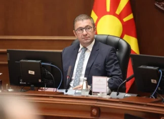 Mickoski e uron Bajramin e Kurbanit: Të vazhdojmë bashkërisht të ndërtojmë shoqëri të mirëkuptimit, unitetit dhe respektit