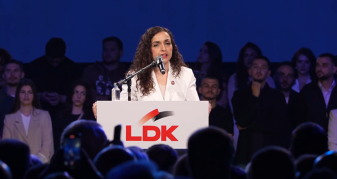 Info Shqip: Vjosa Osmani: Dikush dëshironte tu kërkojmë qira amerikanëve për Bondsteel