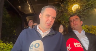 Info Shqip: Abdixhiku pas takimit me Osmanin: Shumë shpejt vijmë me lajme të mira