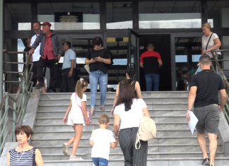 Shkoni në polici për dokumente, këto do jenë rregullat e veshjes, s’ka më…