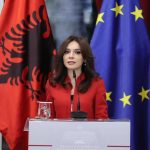 Elisa Spiropali: Askush s’mund t’i kërkojë një populli të heshtë në gjuhën e vet