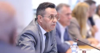 Info Shqip: “Luftë hibride” ndaj Kosovës, Islami ngre alarmin për ndërhyrjen e Serbisë në procesin zgjedhor