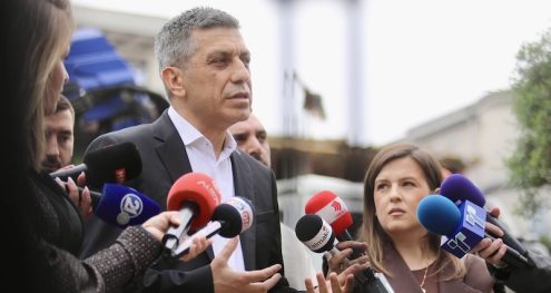 Info Shqip: Mexhiti: Është gjetur zgjidhje për provimin e jurisprudencës, studentët duhet të festojnë