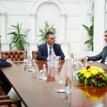 Mickoski zhvilloi takim me drejtuesit e VLEN-it Kasamin dhe Mexhitin