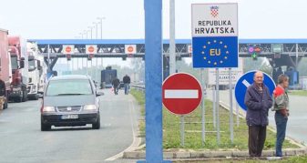 Info Shqip: Provokoi me flamurin e “Republika Srpska”, Kroacia dëbon serbin (VIDEO)
