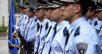 Info Shqip: Asnjë polic shqiptar mes 12 më të mirëve, në Ditën e Policisë, asnjë shkronjë në shqip