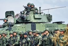 Si funksionojnë shitjet e armëve të SHBA-së në Tajvan dhe pse janë ato një pikë kaq e vështirë për Kinën?