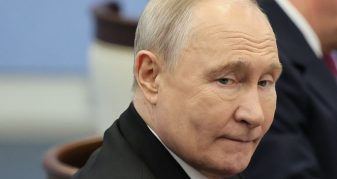 Info Shqip: Putin: NATO po përgatitet për luftë kundër Rusisë, jemi gati t’i përgjigjemi çdo kërcënimi