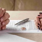 Info Shqip: Ulet numri i martesave, shtohen divorcet! Ja pas sa vitesh ndahen më shpesh çiftet