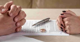 Info Shqip: Ulet numri i martesave, shtohen divorcet! Ja pas sa vitesh ndahen më shpesh çiftet