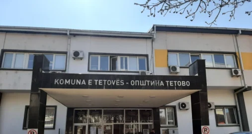 Info Shqip: Komuna e Tetovës ndan 100 euro për çdo fëmijë që regjistrohet në klasën e parë