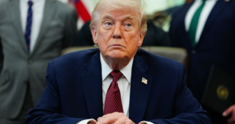 Info Shqip: Trump: SHBA do të fitojë ushtarakisht ose në letër, mund të takohem me liderin suprem të Iranit nëse ka marrëveshje