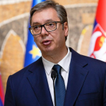Lëvizje e papritur nga Beogradi, Vuçiç: Po mendoj të largohem nga posti i presidentit