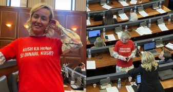 Info Shqip: Adriana Matoshi thumbon Vjosa Osmanin: Nëse bëhem deputete, nuk të votoj presidente