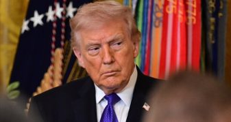 Info Shqip: Trump: Negociatat me Iranin vazhdojnë, marrëveshja e paqes mund të arrihet për dy ose tre ditë