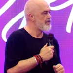 “Do ishim në vendin e parë për paga nëse projekti në Tivat s’do ikte nga ne”, Rama për protestën: Ne çfarë jemi? Budallenj?