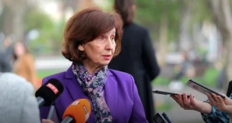Info Shqip: Siljanovska-Davkova: Nuk ka problem të pazgjidhshëm në mes Maqedonisë dhe Bullgarisë