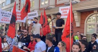 Info Shqip: Studentët refuzojnë formulën e Qeverisë, Ademi: Nuk duam zgjidhje gjysmake, zbatoni ligjin!