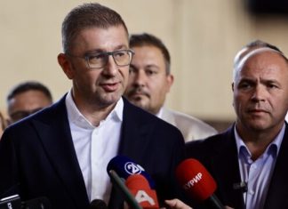 ZNAM-i i Maksit a do të largohet nga Qeveria? Përgjigjet Mickoski