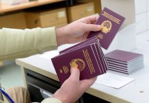 Çka nëse Bullgaria i detyron maqedonasit me pasaporta bullgare të heqin dorë nga shtetësia e Maqedonisë? Profesori zbulon prapaskenat!