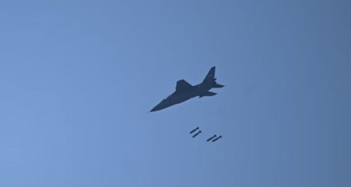 Info Shqip: Serbia paralajmëron rritjen e arsenalit me raketa kineze