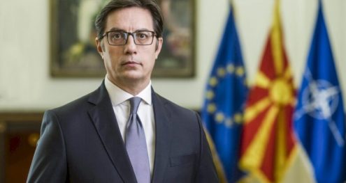 Info Shqip: Pendarovski: Do të kthehem në politikë vetëm nëse krijohet një bllok i madh opozitar
