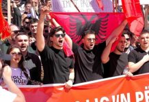 Dy studentë çojnë në këmbë Parlamentin Evropian për kërkesat e studentëve shqiptarë në Maqedoni!