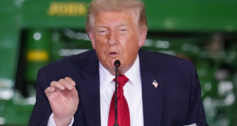 Info Shqip: Trump: Irani po vonohet për marrëveshjen, do të paguajë çmimin