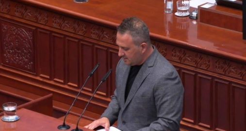 Info Shqip: Tahiri i përgjigjet Ilire Dautit: Je aktore, nuk fitohen vota me viktimizim