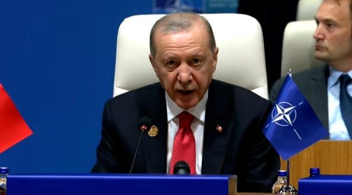 -900-0-1783504116x1783502888-erdogan-1-828