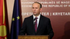 Info Shqip: Kryeparlamentari Gashi kërkon shpjegime për rastin e deputetëve në kufirin me Shqipërinë