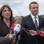 Info Shqip: Kush do të jetë kandidate e LVV-së për kryeparlamentar të Kosovës