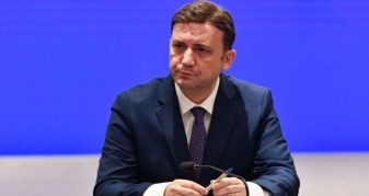 Info Shqip: Osmani i përgjigjet VLEN-it: Takimet diplomatike nuk janë përcaktime politike