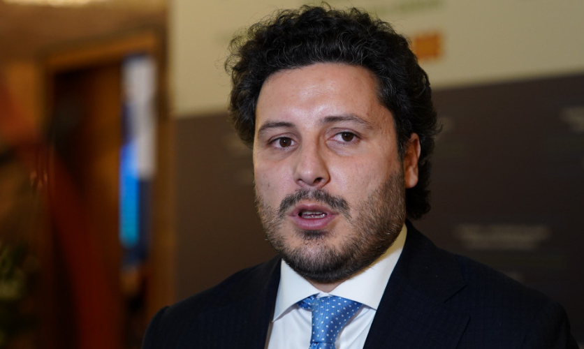 Policia malazeze i pyet ish-kryeministrin Abazoviq për shtetësinë e biznesmenit kosovar 