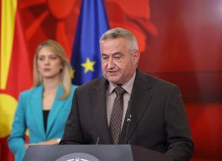10 maqedonas, 0 shqiptar! Klekovski formon Komision njëetnik për sëmundjet malinje