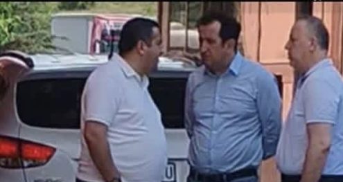 Info Shqip: VLEN: Tre zyrtarët tanë janë ndaluar pa asnjë sqarim!
