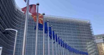 Info Shqip: BE pritet të ridrejtojë fondet e reformave drejt Maqedonisë së Veriut, Shqipërisë dhe Malit të Zi
