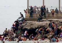 Me not drejt Europës! Qindra emigrantë kalojnë detin për të hyrë në Spanjë