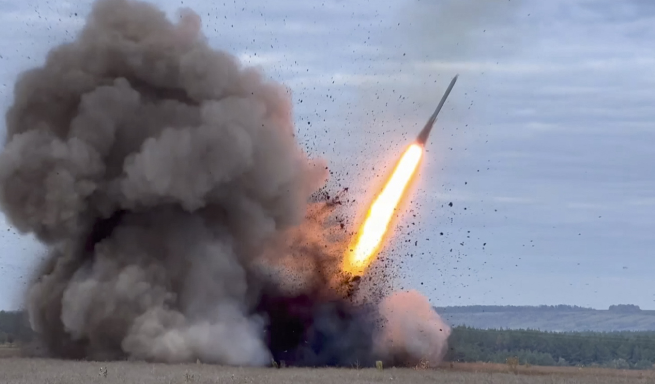 Rusia godet me raketa anijen turke me grurë në Detin e Zi  5 marinarë të vrarë