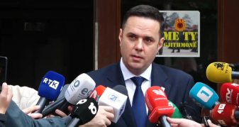 Info Shqip: Abdixhiku pranon Kuvendin e jashtëzakonshëm për shkarkimin e tij, ndërpret negociatat me Kurtin