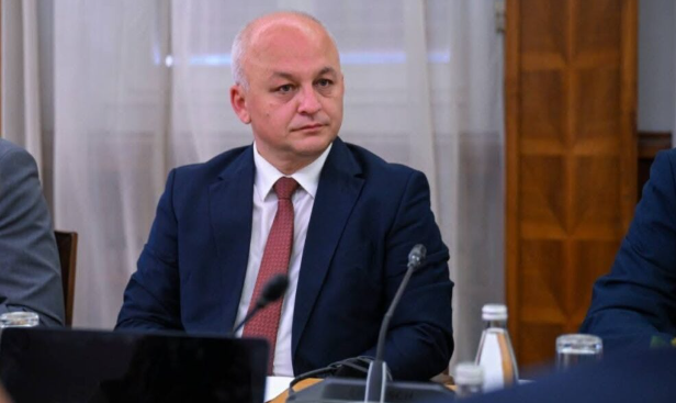 Kush është Bejxhan Iljas, deputeti që nga Fronti Evropian kaloi në krahët e VMRO-DPMNE-së