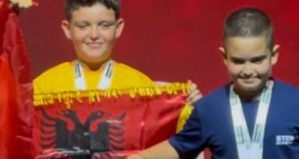 Info Shqip: Super talenti nga Tetova Dijar Idrizi, zuri vendin e parë në garën e diturisë në Romë