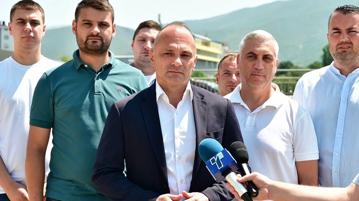 Gostivari në rrezik: Helmimi nga ushqimi kërcënon pas ujit të ndotur 