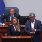 Info Shqip: Dauti bllokon seancën, kërkon përgjigje nga Mickoski për pyetjen parlamentare