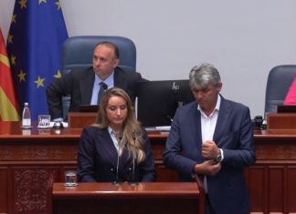 Dauti bllokon seancën, kërkon përgjigje nga Mickoski për pyetjen parlamentare