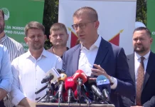 Mickoski: Maqedonia e Veriut ka karburantet më të lira në rajon, priten ulje të reja