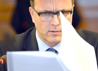 Vuçiçi “lëshon” bankierin që mund të shkaktojë tërmet politik në Bullgari, ish-zyrtari që di sekretet e pushtetit