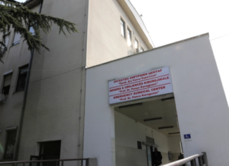Nëntë persona të lënduar nga moti i keq në Shkup, dy prej tyre në gjendje më serioze
