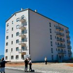 Dhurimi i banesave sociale në Dibër, drejtoresha e Qendrës për Punë Sociale: Procesi u zhvillua në përputhje me kriteret dhe procedurat ligjore